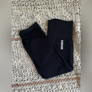 Gymshark Energy Black Crop Leggings - size Small